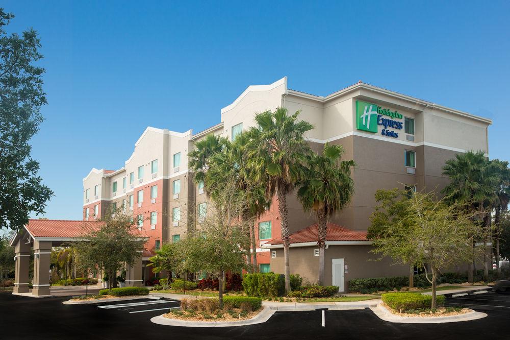 Holiday Inn Express & Suites Pembroke Pines-Sheridan St By Ihg מראה חיצוני תמונה